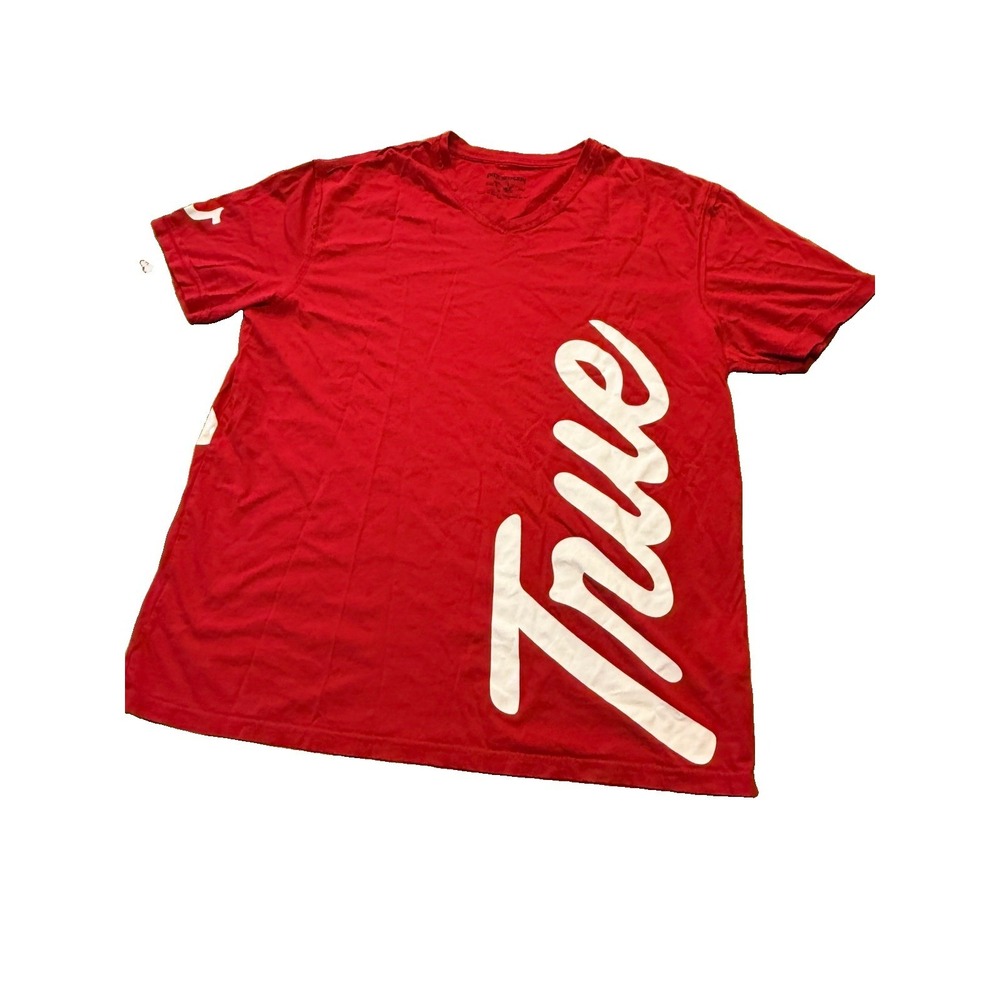 True Religion Men's v-neck T-Shirt XXL Logos All Over Back Spell Out Red Seams